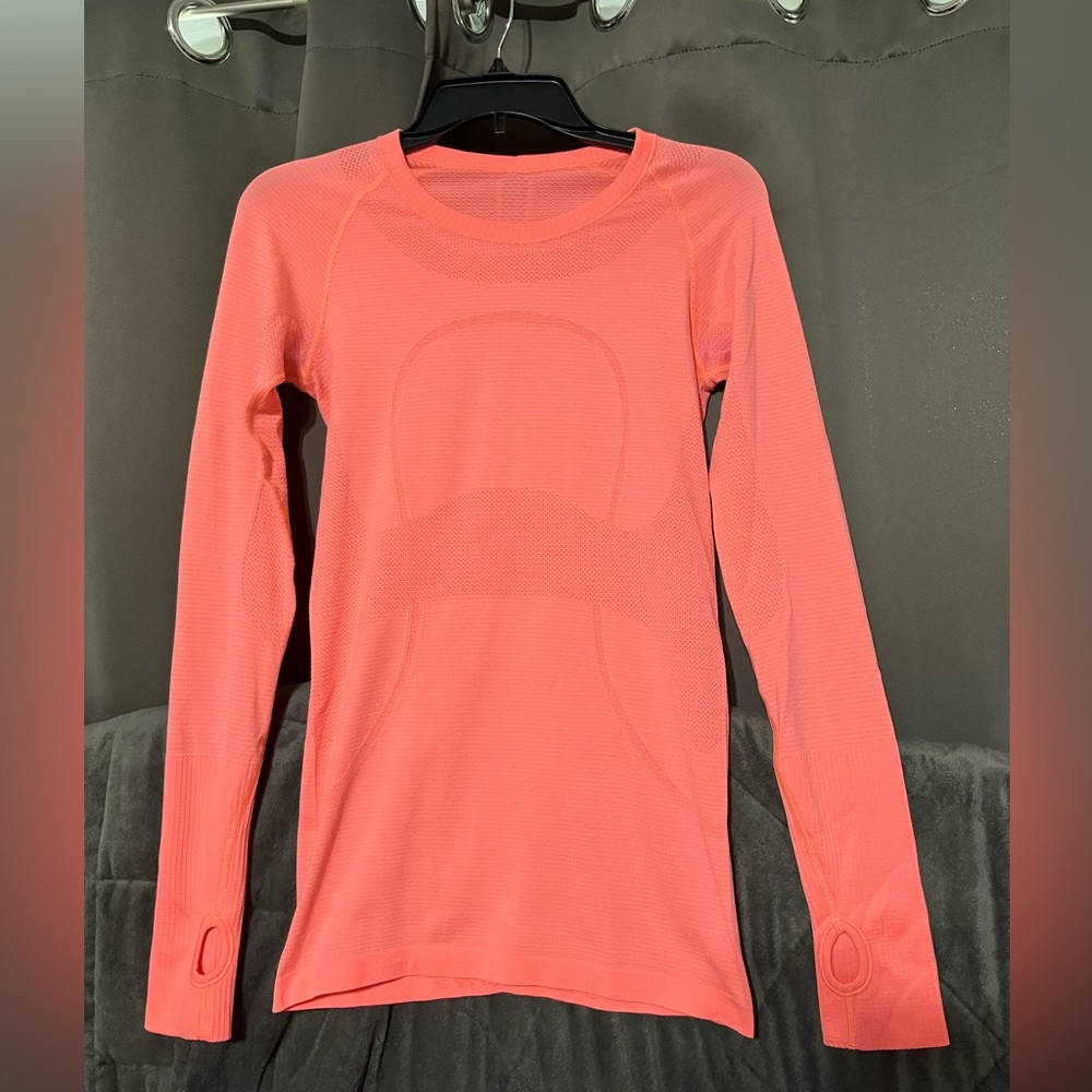 Lululemon Swiftly Tech Long Sleeve Bright Orange/Coral Size 6
